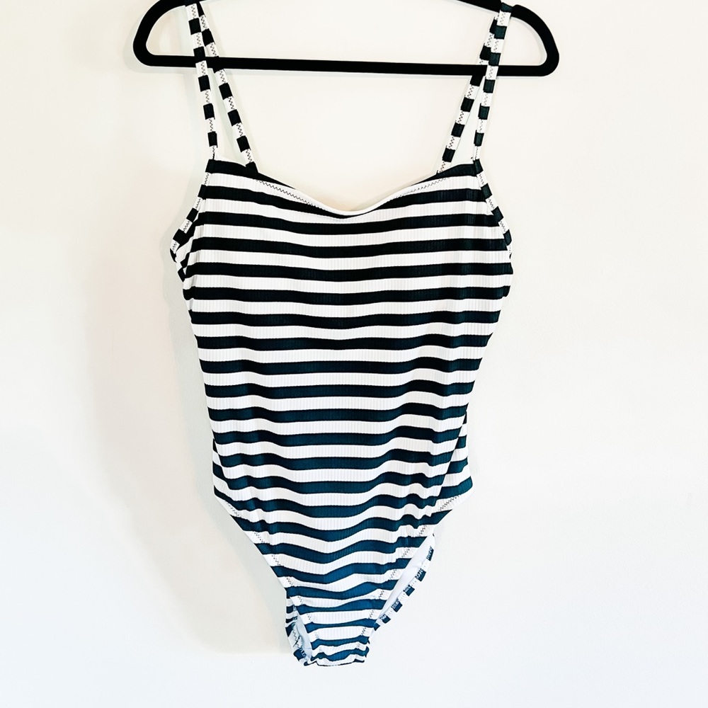 Kona Sol Bathing Suit ~ BRAND NEW WITH TAGS! ~ Size L